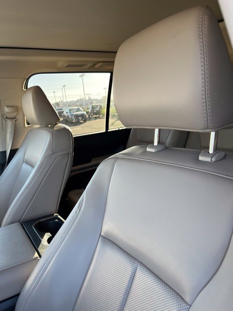 Used 2022 Ford Expedition Max XLT AWD/4WD image 12