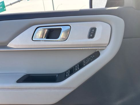 New 2026 Ford Explorer Active w/ Active Comfort Package image 16