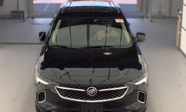 Used 2023 Buick Envision Avenir AWD/4WD image 3