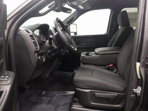New 2026 RAM 3500 Tradesman AWD/4WD image 9