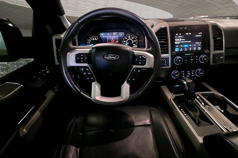 Used 2017 Ford F150 Lariat AWD/4WD image 4