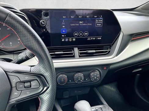 Used 2024 Chevrolet Trax RS FWD image 8