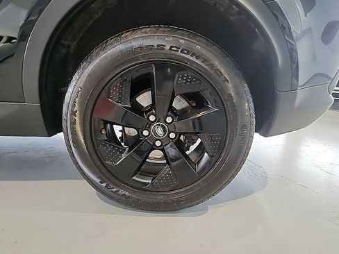 Used 2020 Land Rover Range Rover Velar R-Dynamic S image 12