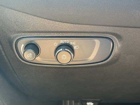 Used 2024 Chevrolet Equinox LT w/ LPO, Floor Liner Package FWD image 26