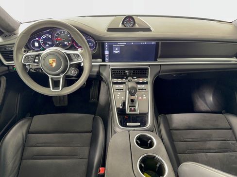 Certified 2019 Porsche Panamera GTS w/ Assistance Package AWD/4WD image 17