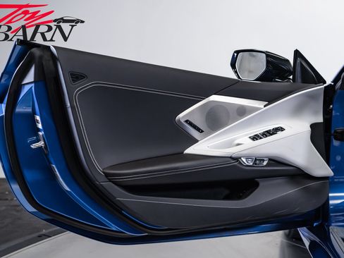 Used 2022 Chevrolet Corvette Stingray Preferred Conv w/ Z51 Performance Package RWD image 24