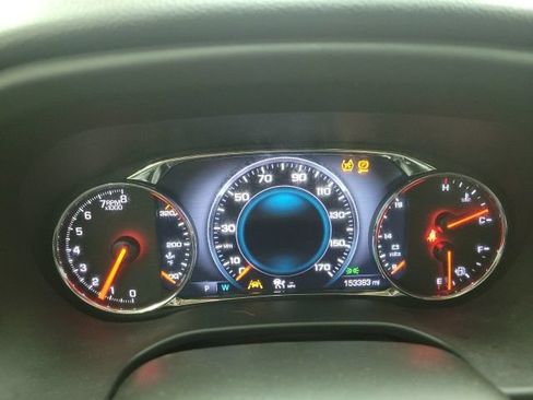 Used 2017 GMC Acadia Denali w/ Technology Package FWD image 22