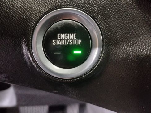 Used 2022 GMC Terrain SLT w/ Infotainment Package II AWD/4WD image 40
