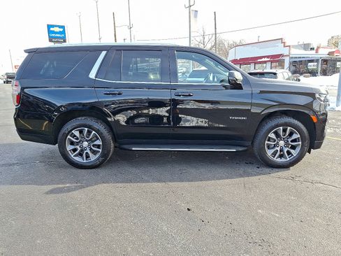 Used 2021 Chevrolet Tahoe LT w/ LT Signature Package image 6