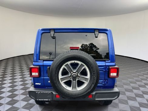 Used 2020 Jeep Wrangler Unlimited Sahara w/ Uconnect 4C Nav & Sound Group image 5