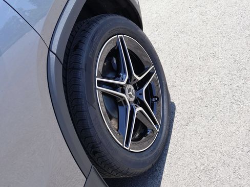 New 2026 Mercedes-Benz GLA 250 4MATIC image 38