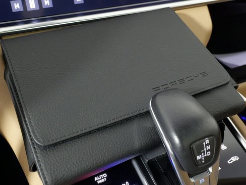 Used 2021 Porsche Panamera 4 image 66