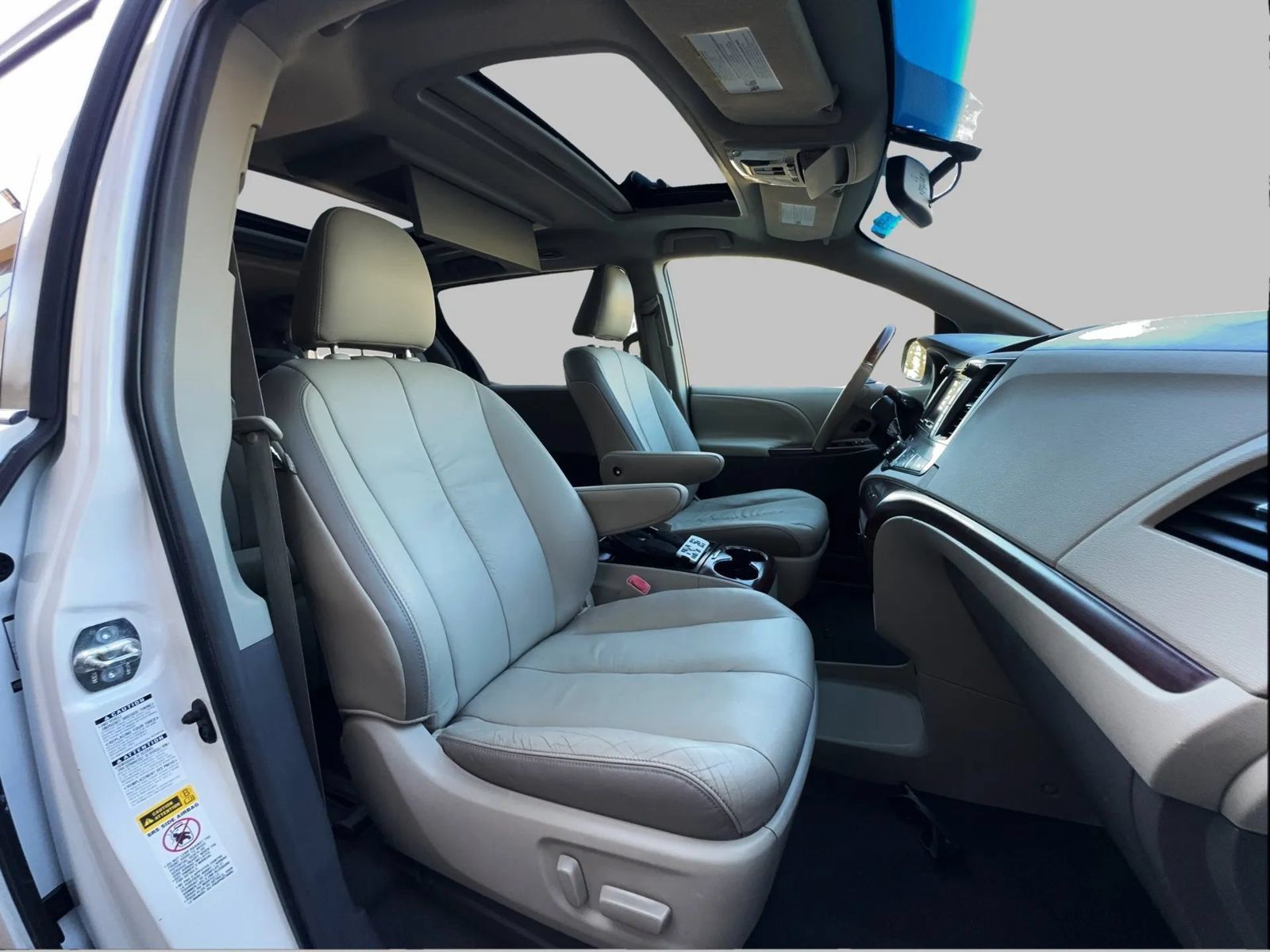 Used 2011 Toyota Sienna Limited w/ Premium Pkg AWD/4WD image 41