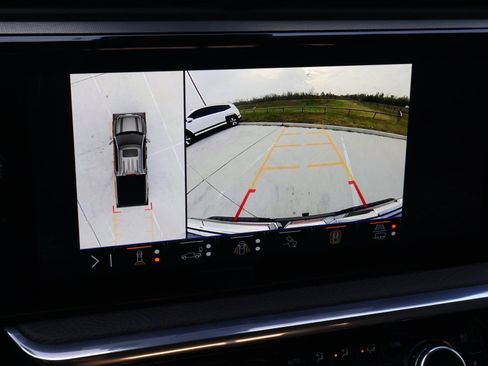 Used 2024 GMC Sierra 1500 Denali w/ Technology Package image 34