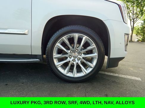 Used 2020 Cadillac Escalade Luxury AWD/4WD image 13
