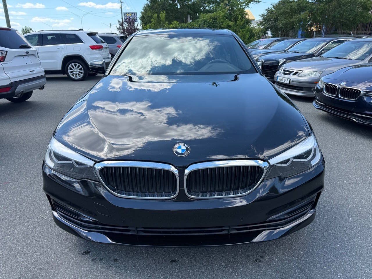 Used 2019 BMW 530i w/ Convenience Package RWD image 2