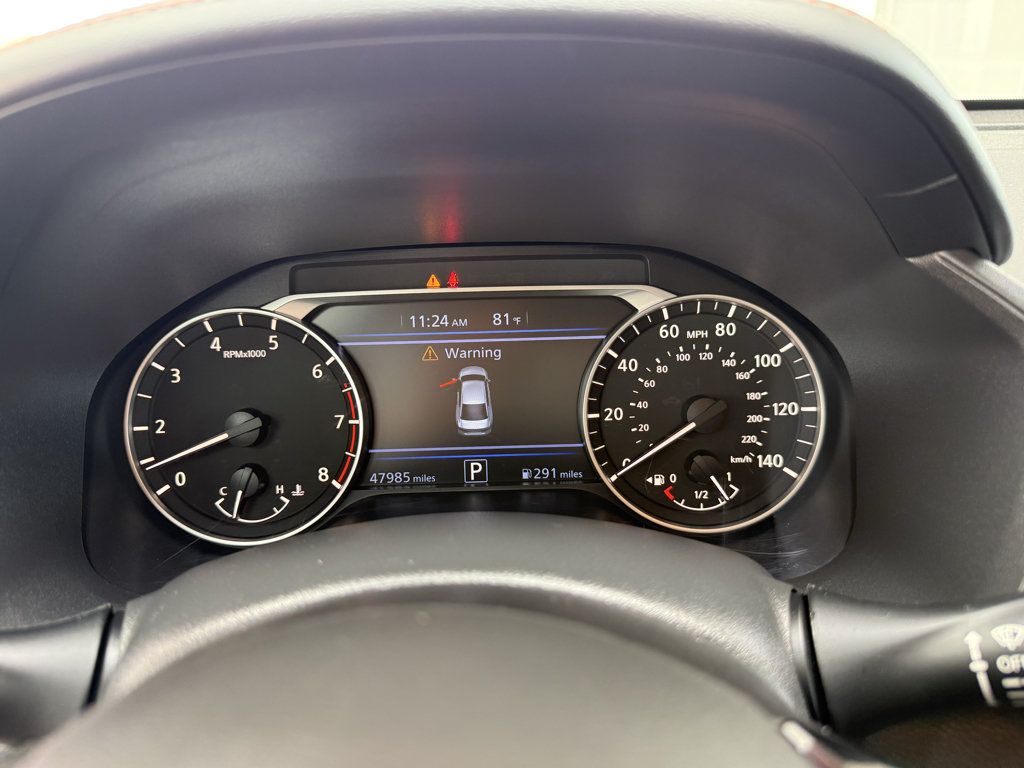 Used 2024 Nissan Altima 2.5 SR FWD image 16