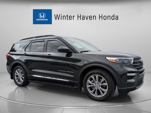 Used 2023 Ford Explorer XLT w/ Equipment Group 202A RWD image 1
