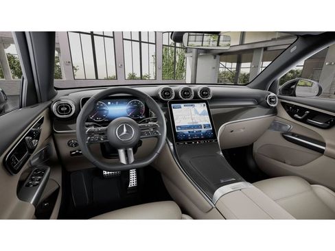 New 2027 Mercedes-Benz GLC 300 4MATIC image 3