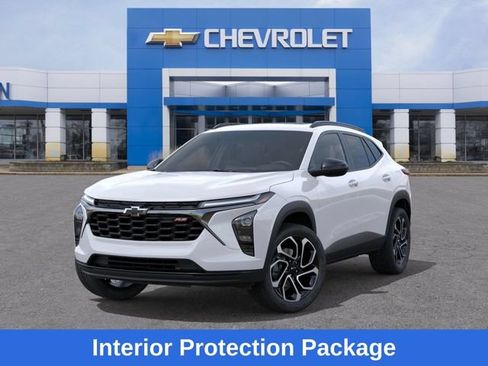 New 2026 Chevrolet Trax RS w/ Sunroof Package FWD image 7