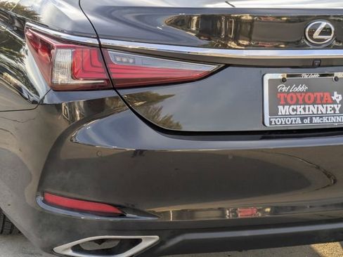 Used 2022 Lexus ES 350 w/ Premium Package image 8
