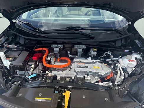 Used 2023 Nissan Ariya AWD image 36
