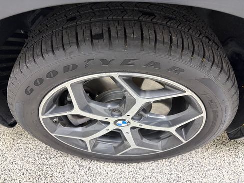 Used 2017 BMW X1 xDrive28i AWD/4WD image 10