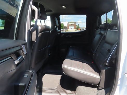 Used 2022 GMC Sierra 1500 AT4X image 23