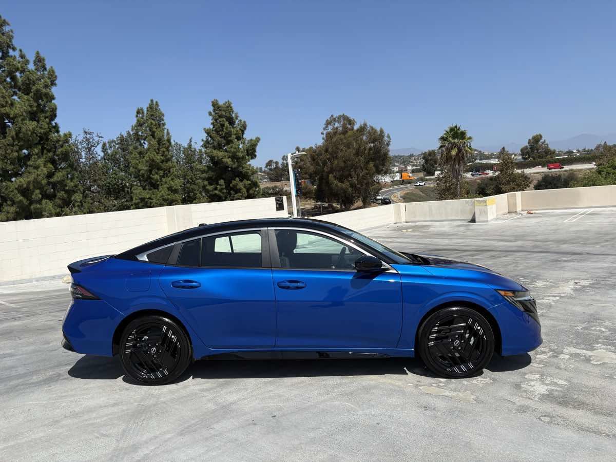 Used 2026 Nissan Sentra SR w/ Floor Mat Package FWD image 37