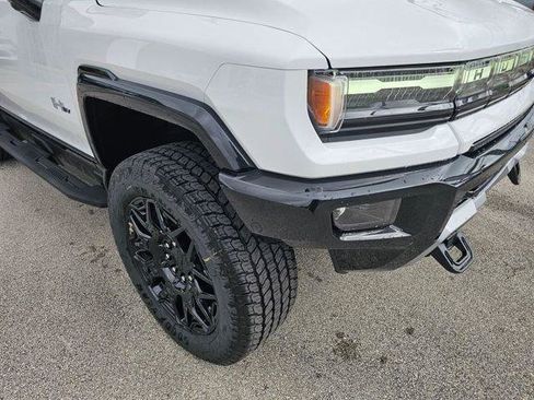 New 2026 GMC Hummer EV 2X image 10