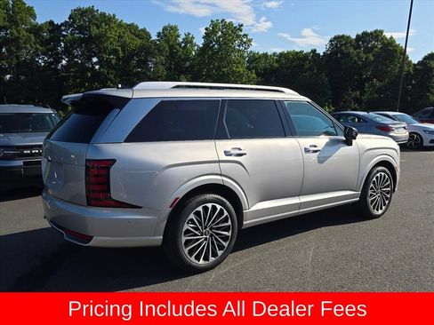 Used 2026 Hyundai Palisade Calligraphy FWD image 3