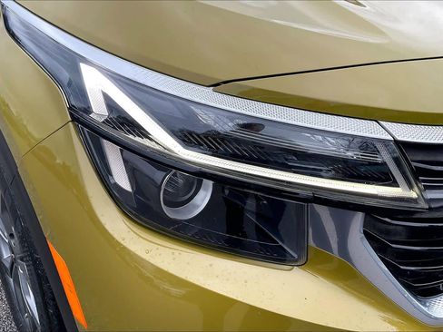 Used 2024 Kia Seltos S image 25