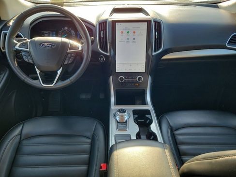 Used 2024 Ford Edge SEL image 18