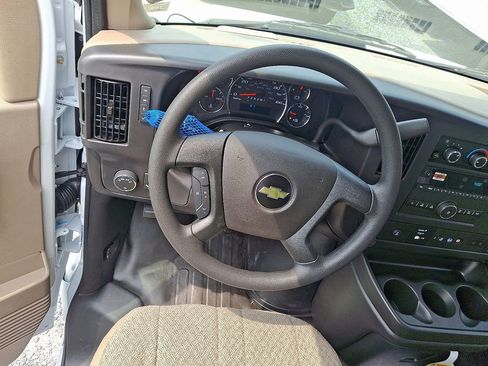 New 2025 Chevrolet Express 3500 w/ Driver Convenience Package image 6