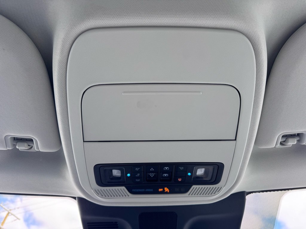 Used 2025 Ford Expedition Platinum AWD/4WD image 19