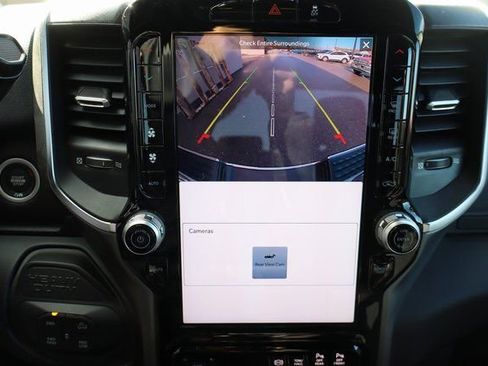 Used 2025 RAM 2500 Big Horn image 25