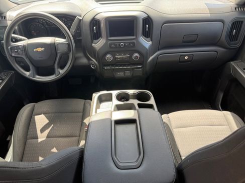 Used 2023 Chevrolet Silverado 1500 Custom image 17