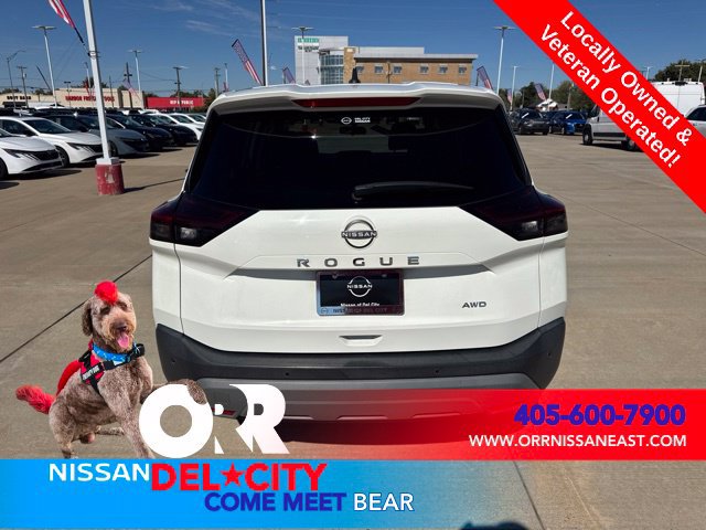 Used 2023 Nissan Rogue S AWD/4WD image 4
