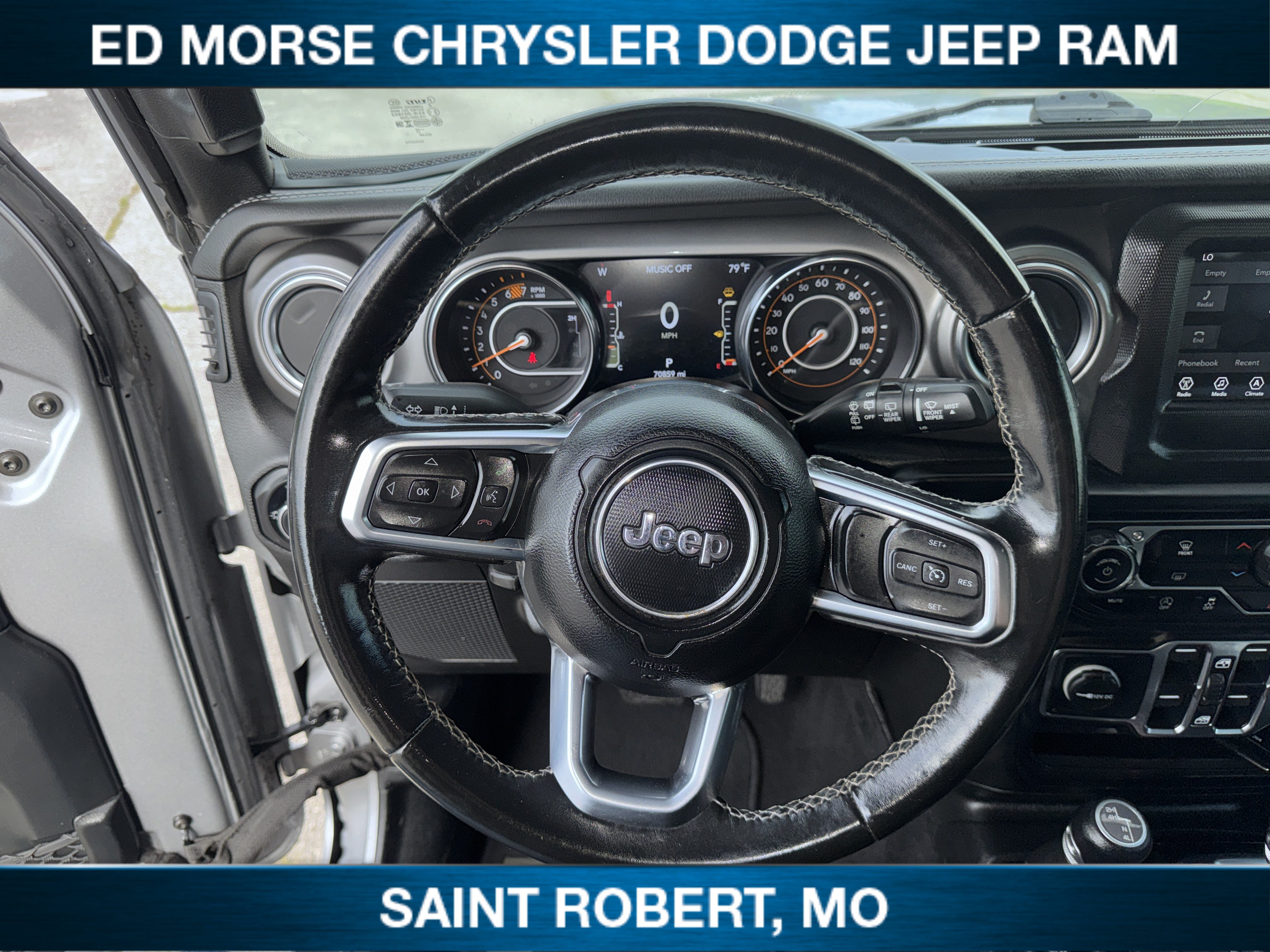 Used 2021 Jeep Wrangler Unlimited Sahara AWD/4WD image 9