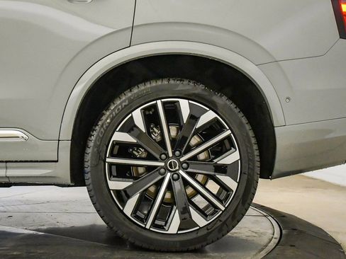 New 2026 Volvo XC90 T8 Ultra w/ Protection Package Premier AWD/4WD image 11