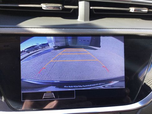 Used 2023 Buick Encore GX Essence w/ Experience Buick Package image 23