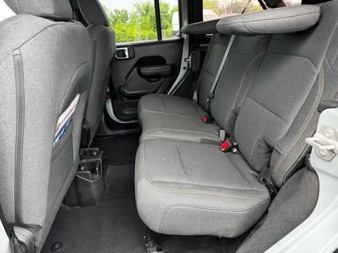 Certified 2024 Jeep Wrangler Unlimited Sport AWD/4WD image 19