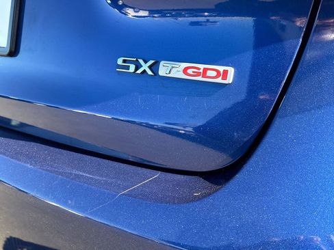 Used 2017 Kia Forte SX image 14