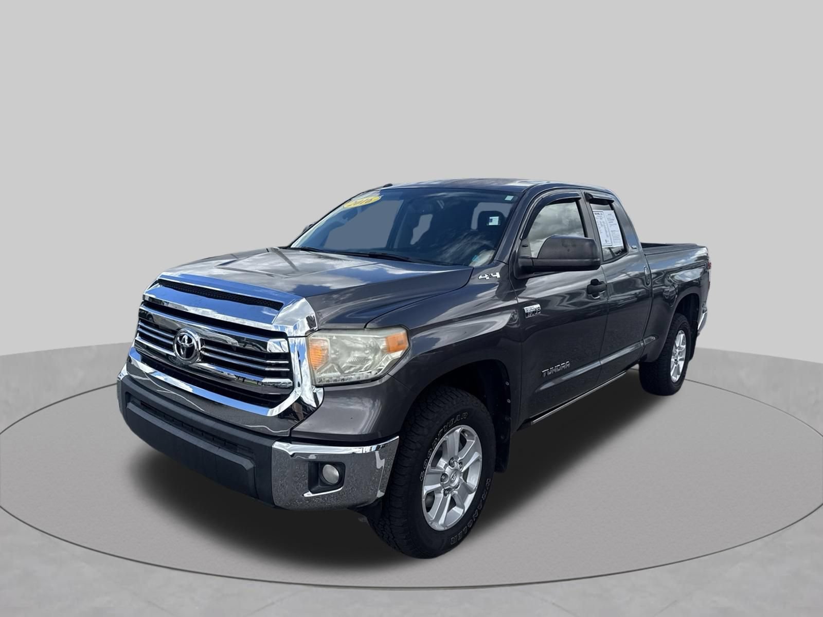 Used 2016 Toyota Tundra SR5 w/ SR5 Upgrade Package AWD/4WD image 9