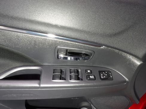 Used 2025 Mitsubishi Outlander Sport SE AWD/4WD image 9