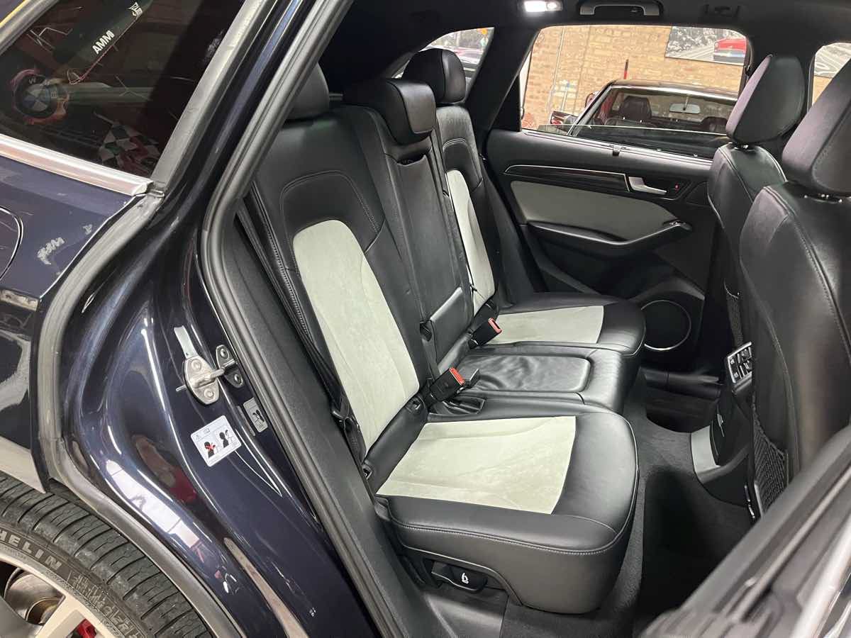 Used 2017 Audi SQ5 Prestige AWD/4WD image 25
