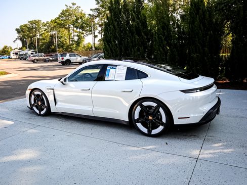 Used 2025 Porsche Taycan RWD image 7