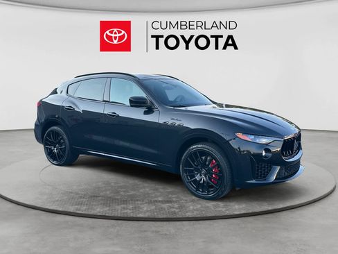 Used 2022 Maserati Levante Modena AWD/4WD image 7