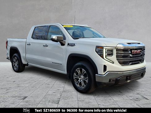 Certified 2025 GMC Sierra 1500 SLT image 1