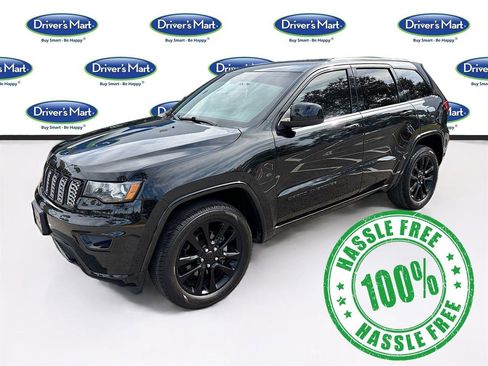 Used 2020 Jeep Grand Cherokee Altitude image 3